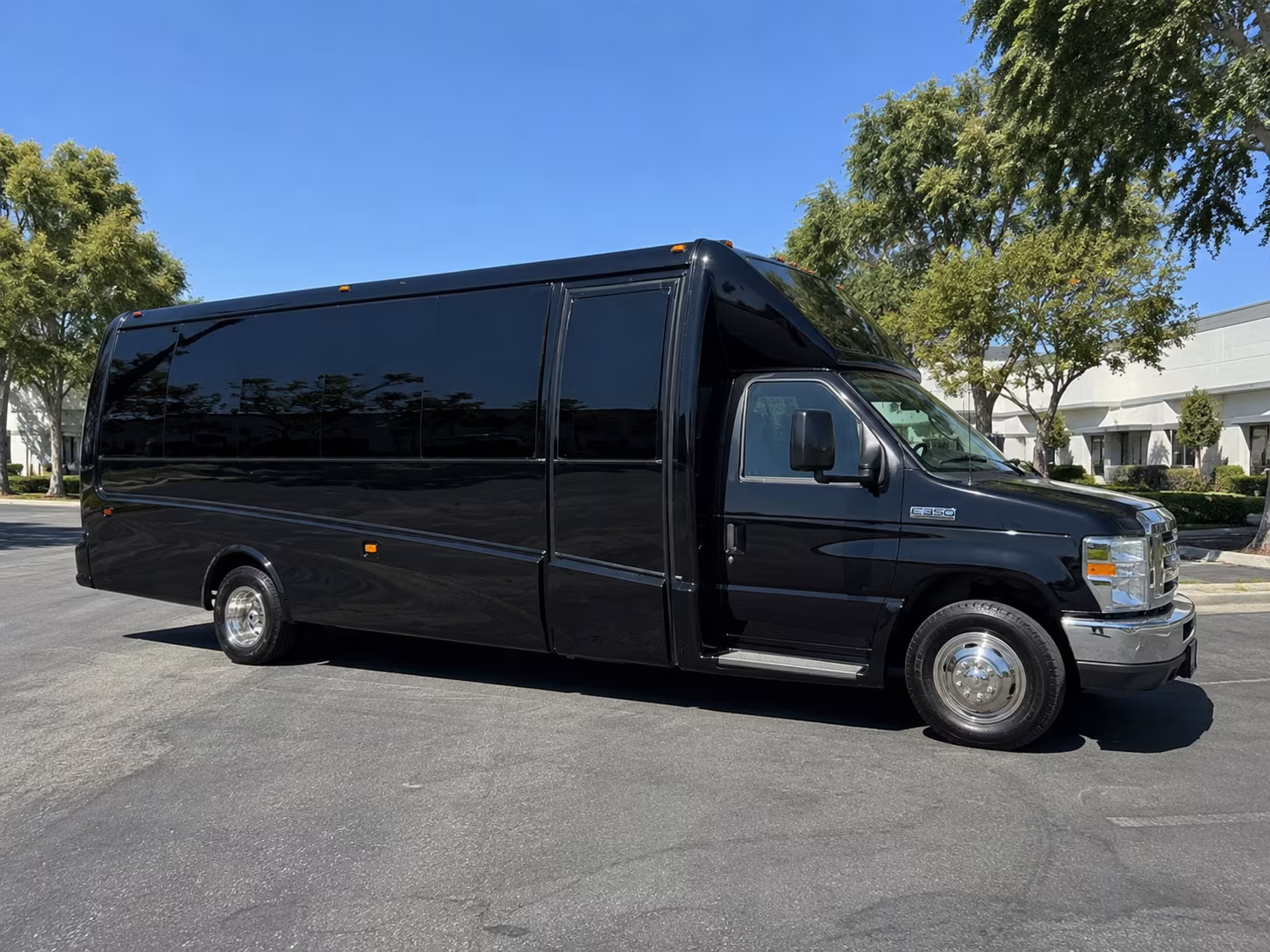 Fontana Bachelor & Bachelorette Transportation