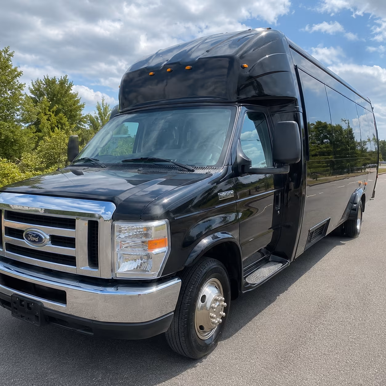 Riverside Prom & Homecoming Transportation group transportation